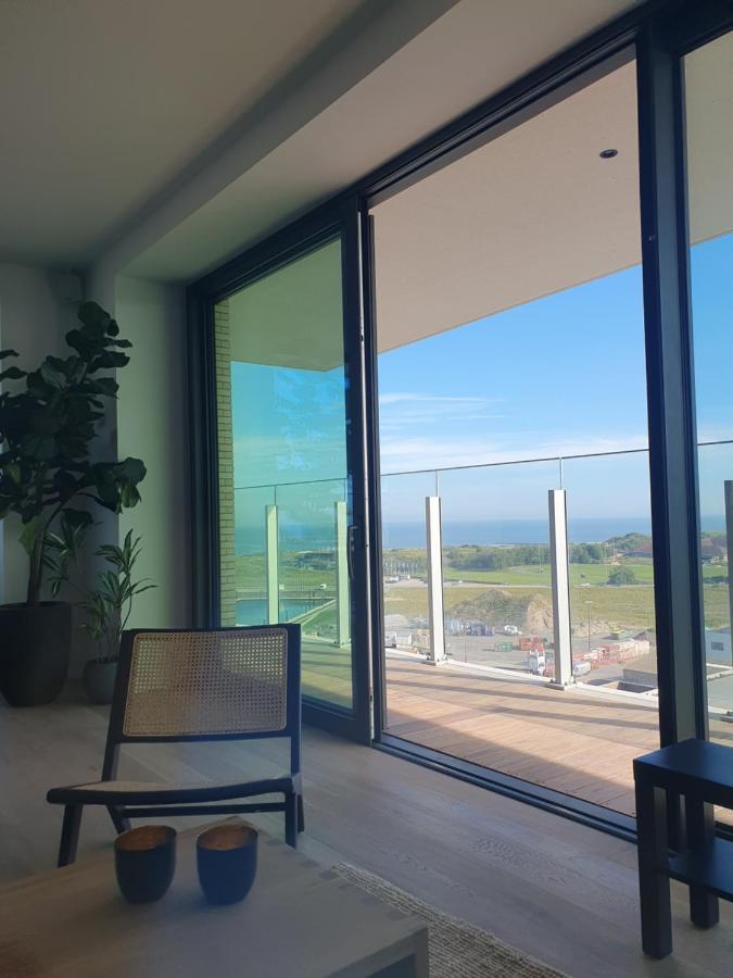 Park Tower Sea View With Pool And Gym Apartment